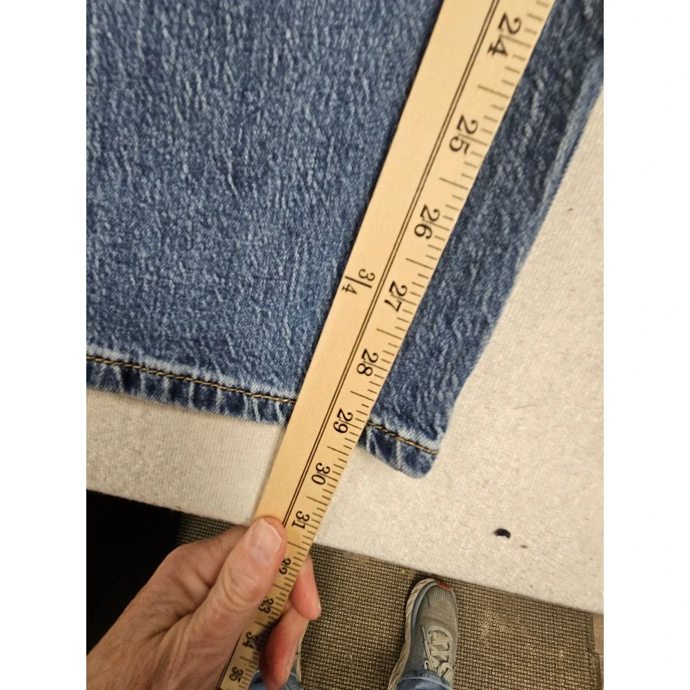 Levis 505 Regular Fit Straight Leg Jeans Mens 36x30 Medium‎ Wash Blue Denim